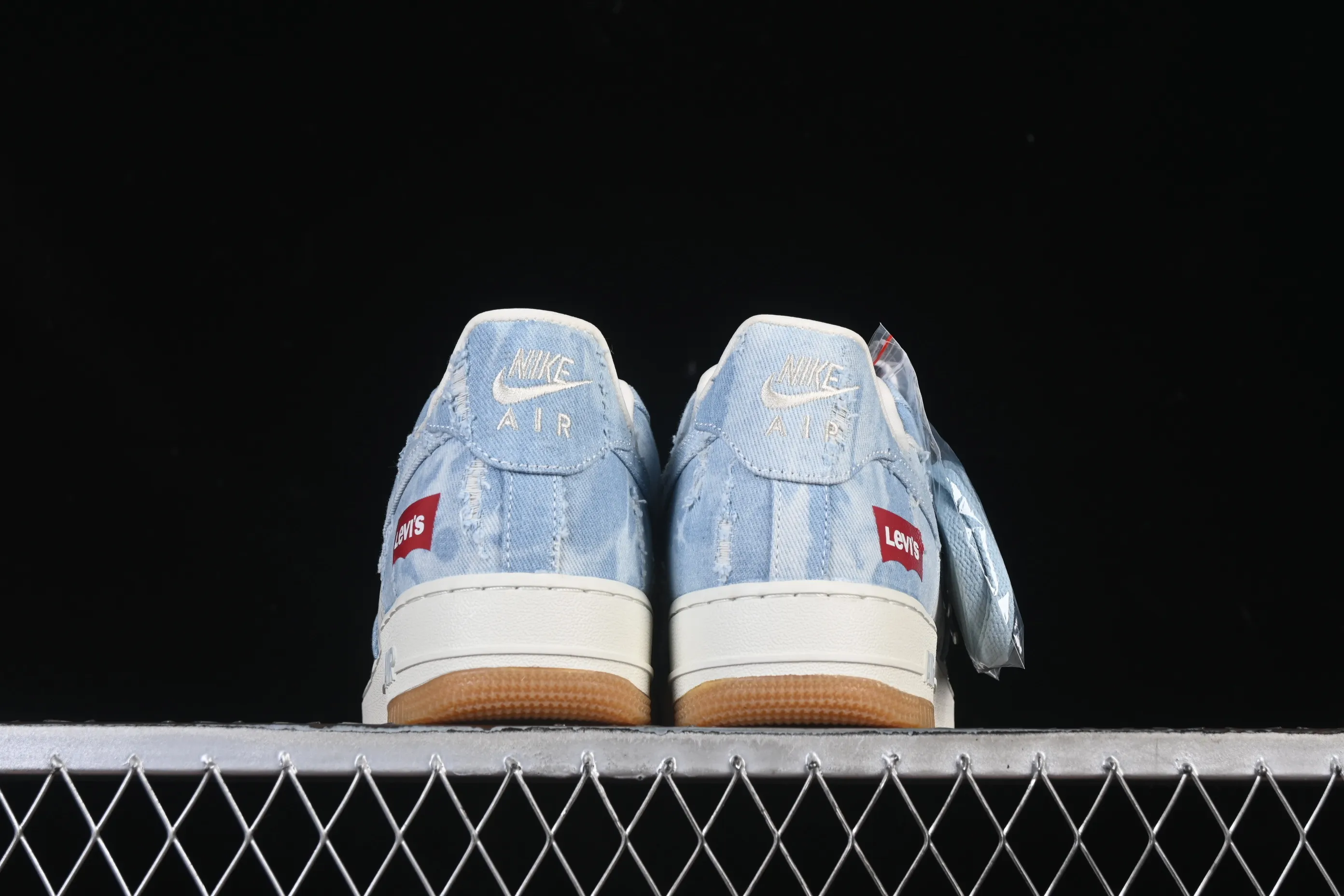 All Categories Nk Air Force 1 Air Force Series Nk Air Force 1 Low Air Force Low Nike Air Force 1'07 Low Levi's White Light Blue Air Force One Low Casual Shoes YF9511-814